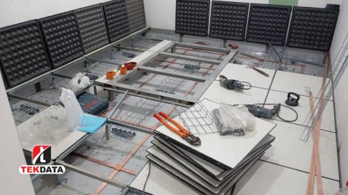 raised-floor-1 اجرای کف کاذب اتاق سرور